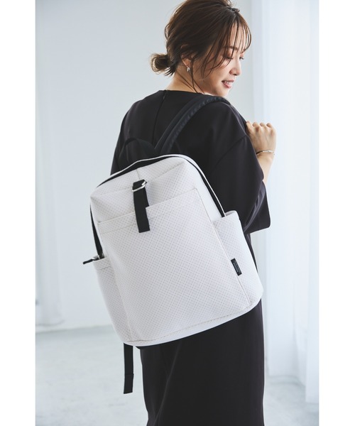 EDITA.（エディータ）の「ネオプレンバックパック  マザーズ / 通勤（バックパック/リュック・レディース・オフホワイト/チャコールグレー/ブラック/ダークグレー/ライトグレー・FREE）」の11枚目の写真