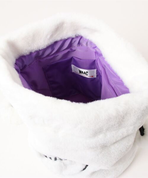 WAAC ワックフェイクファーウエストポーチ兼アームウォーマー　新品未使用 WAAC（ワック）の「《WAAC》UNISEX FUR ポーチ（ボディバッグ