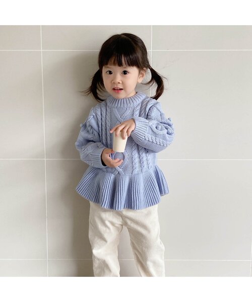 apres les cours（アプレレクール）の「WEB限定 フレアケーブルニット（ニット/セーター・キッズ・サックスブルー/ピンク/ブラウン・140/100/130/120/110/80/90）」の4枚目の写真