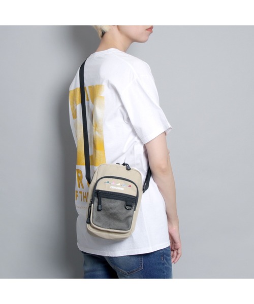 CONVERSE（コンバース）の「【CONVERSE/コンバース】SNEAKERS PRINT SHOULDER BAGスニーカープリントショルダーバッグ（ショルダーバッグ・レディース・ベージュ/ホワイト/ブラック・FREE）」の5枚目の写真
