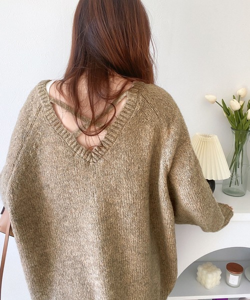 mily bilet（ミウィビレット）の「【mily bilet】淡色にきゅんきゅん。バッククロスメランジVネックニットカーディガン（ニット/セーター・レディース・アイボリー/ブルー/ピンク/ベージュ系その他/イエロー/グレー・LARGE/MEDIUM/X-LARGE/SMALL）」の3枚目の写真