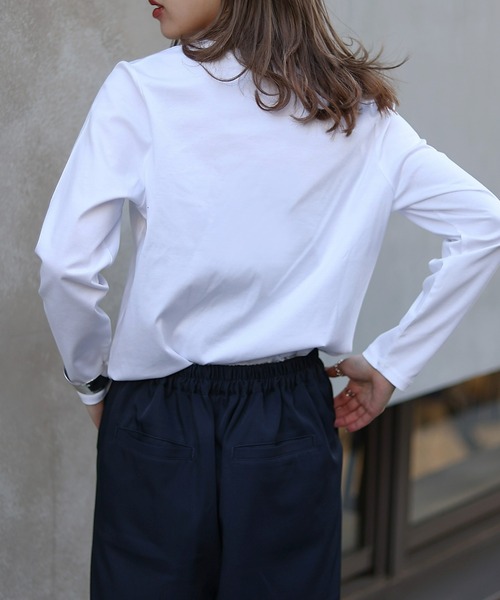 COLONY 2139（コロニートゥーワンスリーナイン）の「スマート長袖クルーTシャツ（Tシャツ/カットソー・レディース・ホワイト/ブラック/ライトグレー・SMALL/MEDIUM/LARGE）」の6枚目の写真