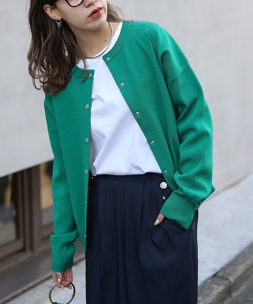 COLONY 2139（コロニートゥーワンスリーナイン）の「スマート長袖クルーTシャツ（Tシャツ/カットソー・レディース・ホワイト/ブラック/ライトグレー・SMALL/MEDIUM/LARGE）」の9枚目の写真