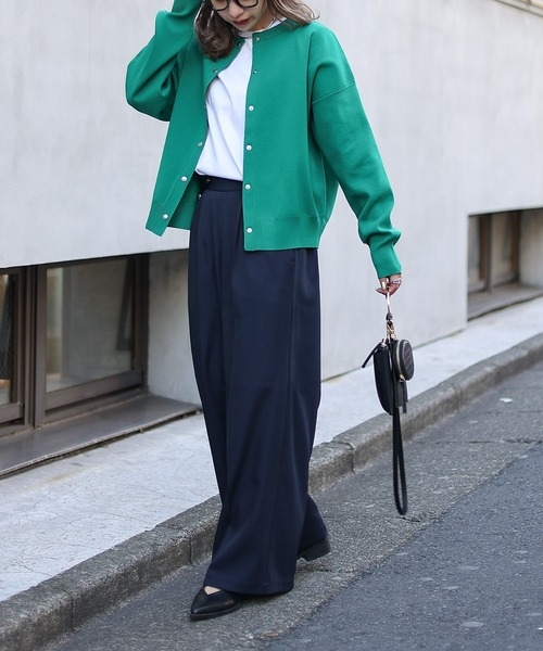 COLONY 2139（コロニートゥーワンスリーナイン）の「スマート長袖クルーTシャツ（Tシャツ/カットソー・レディース・ホワイト/ブラック/ライトグレー・SMALL/MEDIUM/LARGE）」の12枚目の写真