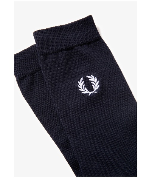 FRED PERRY(フレッドペリー)の「Embroidered Socks(ソックス/靴下・メンズ・ブラック/ホワイト/ネイビー・25-27/23-25)」の4枚目の写真
