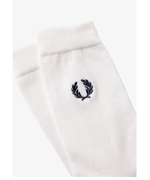 FRED PERRY(フレッドペリー)の「Embroidered Socks(ソックス/靴下・メンズ・ブラック/ホワイト/ネイビー・25-27/23-25)」の6枚目の写真