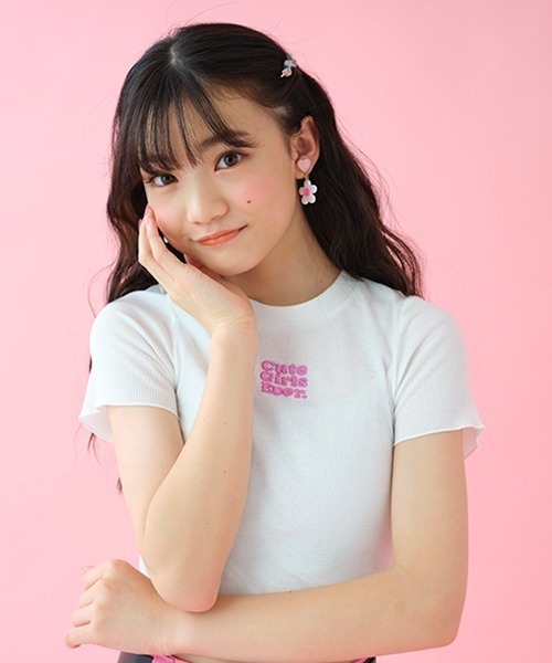 by LOVEiT(バイラビット)の「お花イヤリング(イヤリング・キッズ・イエロー/ピンク・FREE)」の2枚目の写真