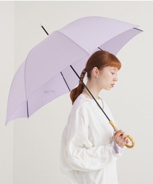 Paradise Picnic(パラダイスピクニック)の「タッセル付きバンブーハンドル長雨傘(長傘・レディース・ベージュ/イエロー/ネイビー/パープル/レッド・FREE)」の3枚目の写真