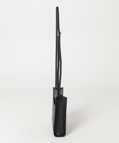 LEPSIM(レプシィム)の「ゼロカルミニショルダー 181780(ショルダーバッグ・レディース・イエロー/ベージュ系その他/ブラック/アイボリー・ONE SIZE)」の19枚目の写真