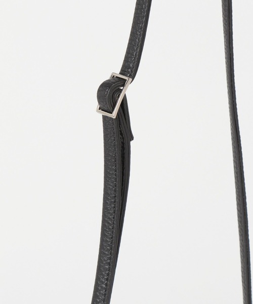 LEPSIM(レプシィム)の「ゼロカルミニショルダー 181780(ショルダーバッグ・レディース・イエロー/ベージュ系その他/ブラック/アイボリー・ONE SIZE)」の20枚目の写真