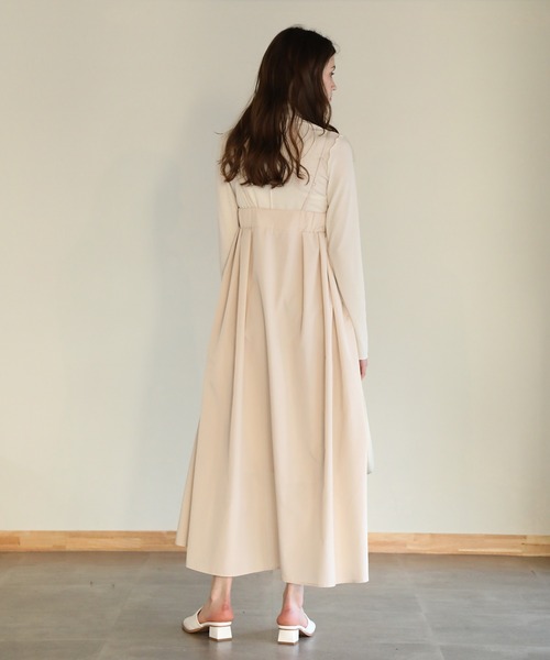 aity(アイティ)の「ソフトタフタタックキャミワンピース(ワンピース・レディース・アイボリー/ブラック・M)」の12枚目の写真