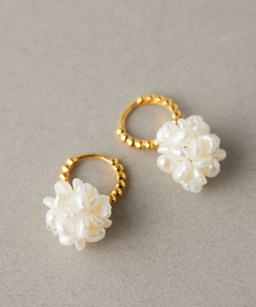 ear PAPILLONNER(イアパピヨネ)の「パールプチブーケピアス(ピアス(両耳用)・レディース・シルバー/ゴールド・FREE)」の9枚目の写真