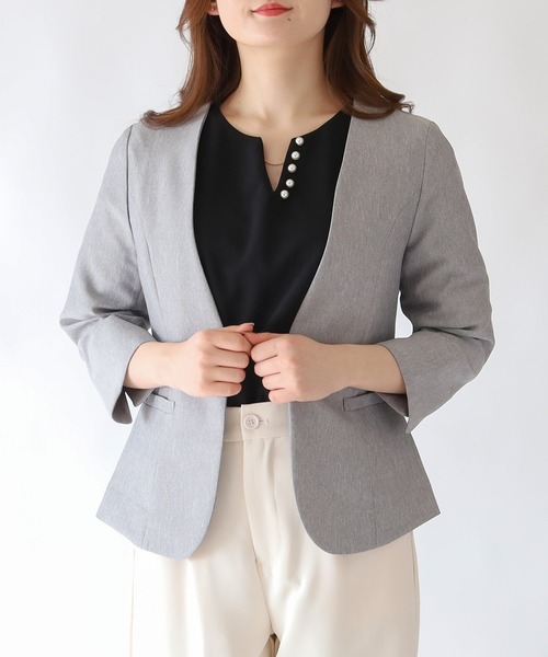 TRUDEA（トルディア）の「(UVカット,吸水速乾,接触冷感,ウォッシャブル)カチオンカラーレスジャケット（ノーカラージャケット・レディース・ネイビー/ライトグレー/グレイッシュベージュ/ブラック・LARGE/MEDIUM/X-LARGE）」の2枚目の写真