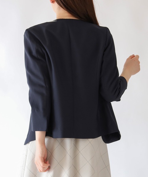 TRUDEA（トルディア）の「(UVカット,吸水速乾,接触冷感,ウォッシャブル)カチオンカラーレスジャケット（ノーカラージャケット・レディース・ネイビー/ライトグレー/グレイッシュベージュ/ブラック・LARGE/MEDIUM/X-LARGE）」の8枚目の写真