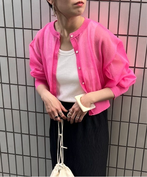 feepur（フェピュール）の「【ハンドウォッシャブル】カラーシアーショートカーディガン（カーディガン/ボレロ・レディース・オレンジ/ラベンダー/ブラック/ピンク/オフホワイト/グリーン・MEDIUM）」の21枚目の写真