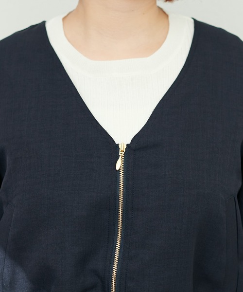 natural couture(ナチュラルクチュール)の「ねじり袖お上品ライトブルゾン(ブルゾン・レディース・ライトベージュ/グレイッシュベージュ/ネイビー・FREE)」の21枚目の写真