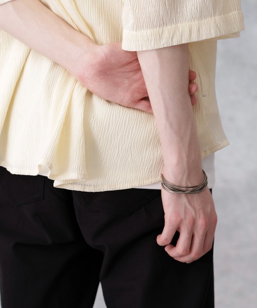 NANO universe(ナノユニバース)の「LB.04/日本製3連ブラスデザインバングル(バングル/リストバンド・メンズ・シルバー・FREE)」の7枚目の写真