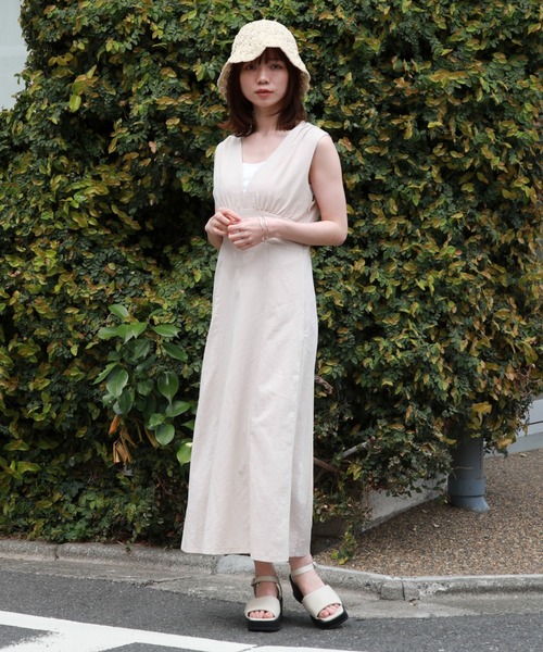 archives(アルシーヴ)の「バックシャンスリーブワンピース(ワンピース・レディース・ブラック/モカ/アイボリー/オレンジ/グリーン・MEDIUM)」の2枚目の写真