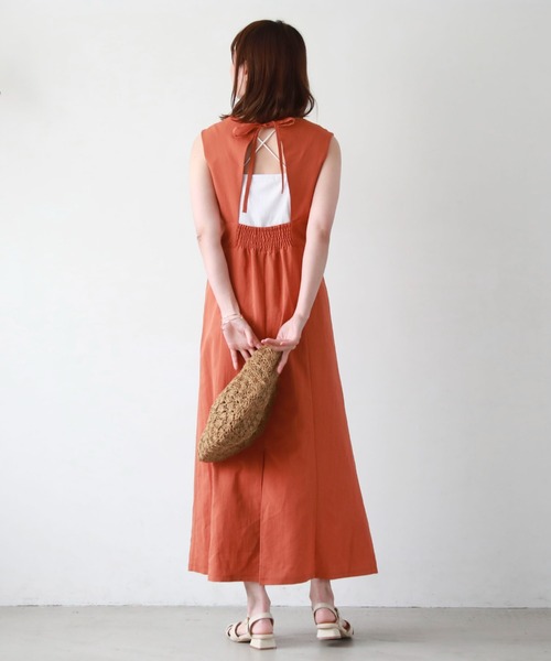 archives(アルシーヴ)の「バックシャンスリーブワンピース(ワンピース・レディース・ブラック/モカ/アイボリー/オレンジ/グリーン・MEDIUM)」の6枚目の写真