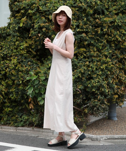 archives(アルシーヴ)の「バックシャンスリーブワンピース(ワンピース・レディース・ブラック/モカ/アイボリー/オレンジ/グリーン・MEDIUM)」の19枚目の写真