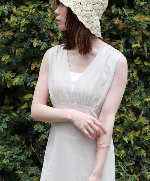 archives(アルシーヴ)の「バックシャンスリーブワンピース(ワンピース・レディース・ブラック/モカ/アイボリー/オレンジ/グリーン・MEDIUM)」の12枚目の写真