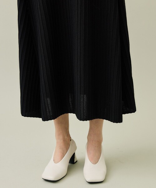 WRAPINKNOT(ラッピンノット)の「【WRAPINKNOT/ラッピンノット】《STUDIOUS別注》リブニットワンピース(ワンピース・レディース・ブラック/ベージュ/ブルー・1/0)」の5枚目の写真