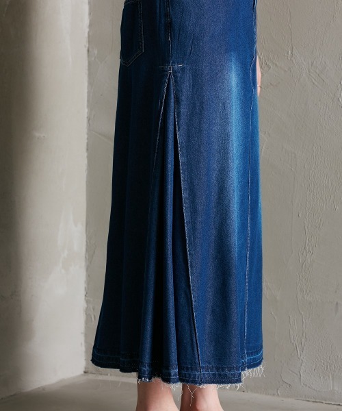 Soiunique（スワユニーク）の「サイドプリーツデニムマキシ丈スカート ［Soiunique］（スカート・レディース・ブルー/ネイビー/ワンウォッシュ・LL/M/L/S）」の18枚目の写真