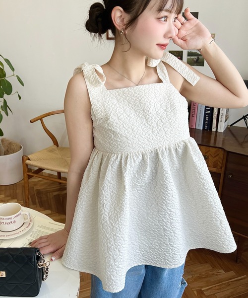 moment+(モーメントプラス)の「【累計販売枚数1万枚突破!】エンボスふくれフラワージャガード肩リボンペプラムビスチェ(ベスト・レディース・ブラック/アイボリー/ネイビー/ピンク/ブルー・M/L)」の17枚目の写真