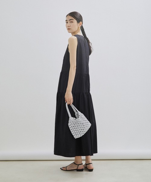 SALON adam et rope'（サロン アダム エ ロペ）の「【WEB限定】【洗える】サッカーノースリーブティアードワンピース（ワンピース・レディース・ブラック/ホワイト・FREE）」の19枚目の写真