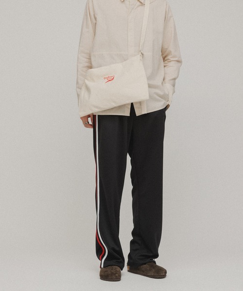 M TO R（ムウトアール）の「［BAG］【Cordova】Drullinnn’sResort SHOLDER TOTE BAG（ショルダーバッグ・レディース・ブラック/キナリ・FREE）」の3枚目の写真