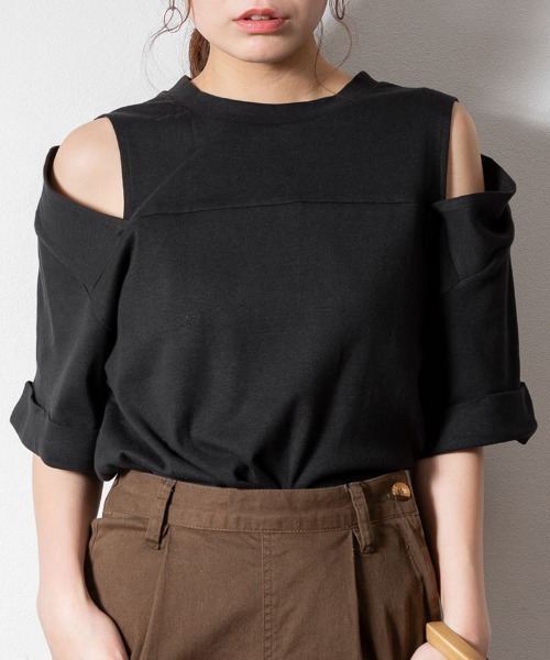 atONE（アットワン）の「atONE オープンショルダー半袖Tシャツ（Tシャツ/カットソー・レディース・ブラック系その他/杢グレー/カーキ/オフホワイト・4L～5L/LL～3L/M-L）」の10枚目の写真