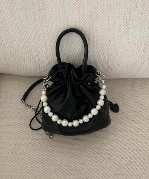 cream creme（クリームクレーム）の「パールバケットバッグ（トートバッグ・レディース・ブラック/ホワイト/カーキ/イエロー・FREE）」の3枚目の写真