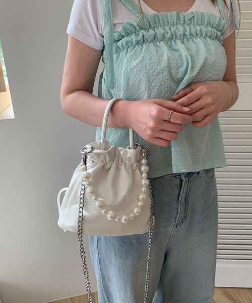 cream creme（クリームクレーム）の「パールバケットバッグ（トートバッグ・レディース・ブラック/ホワイト/カーキ/イエロー・FREE）」の13枚目の写真