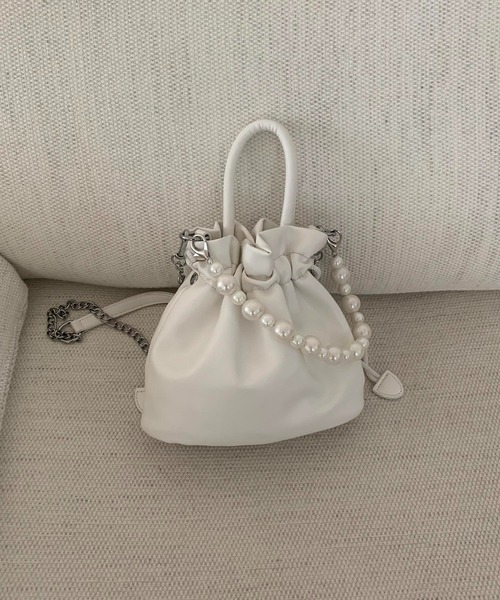cream creme（クリームクレーム）の「パールバケットバッグ（トートバッグ・レディース・ブラック/ホワイト/カーキ/イエロー・FREE）」の5枚目の写真