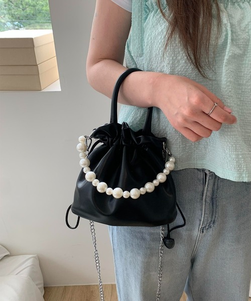 cream creme（クリームクレーム）の「パールバケットバッグ（トートバッグ・レディース・ブラック/ホワイト/カーキ/イエロー・FREE）」の6枚目の写真