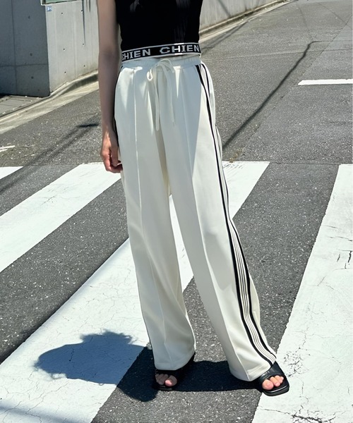 AS KNOW AS plus（アズノゥアズプラス）の「〇サイドライントラックパンツ（その他パンツ・レディース・ブラック/アイボリー/グリーン・FREE）」の13枚目の写真