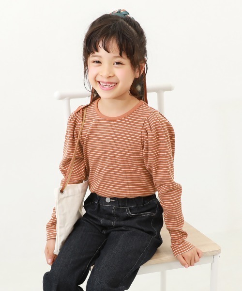devirock（デビロック）の「細リブ パフスリーブ ボーダー長袖Tシャツ（Tシャツ/カットソー・キッズ・レッド系1/ダークグリーン/ブラック/ピンク系6/ブルー系6・160cm/130cm/120cm/150cm/140cm/100cm/110cm）」の5枚目の写真