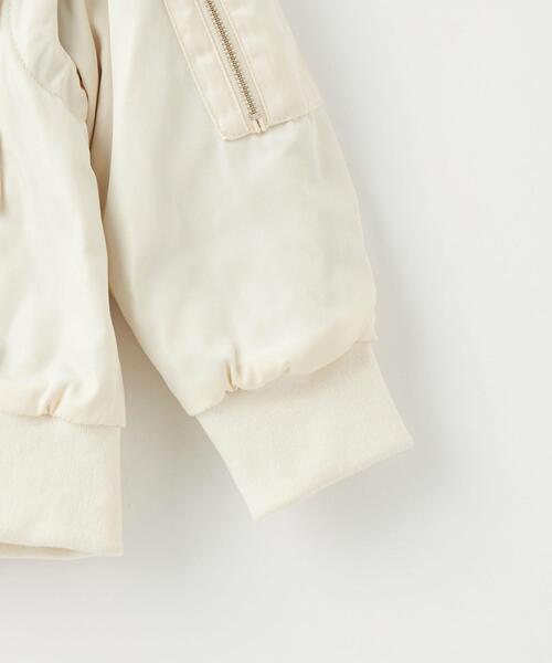 green label relaxing(グリーンレーベルリラクシング)の「2WAY ビッグポケット MA-1 100cm-130cm(MA-1・キッズ・オフホワイト/ブラック・S(120-130cm)/XS(100-110cm))」の7枚目の写真