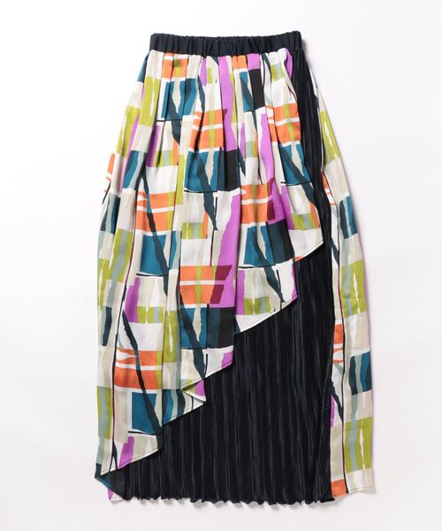Q（キュー）の「幾何学柄プリーツスカート（スカート・レディース・グリーン系/ピンク系・MEDIUM）」の8枚目の写真