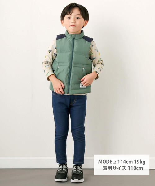 BeBe（ベベ）の「マットタフタダウンベスト(90~150cm)（ダウンベスト・キッズ・グリーン/ブルー・130cm/110cm/100cm/120cm/90cm/150cm/140cm）」の4枚目の写真