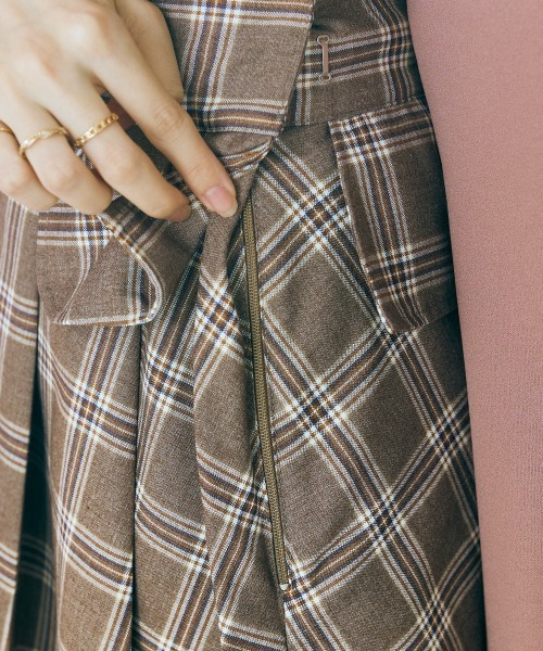 marun(マルン)の「<大きいサイズ> チェックスカショーパン marun(その他パンツ・レディース・ブルーグレー/ブラウン・5L/3L/LL/L/4L)」の18枚目の写真