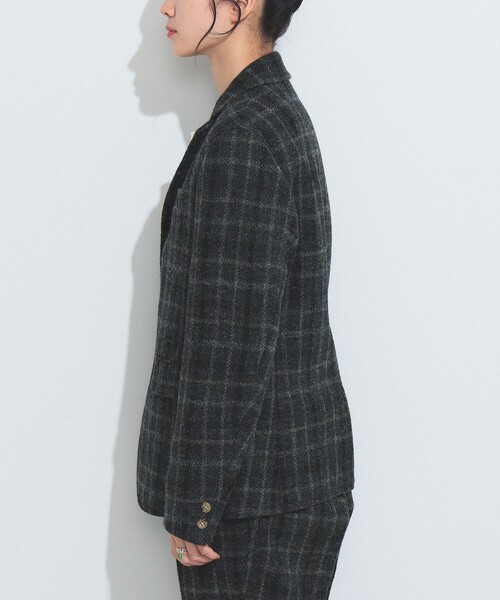 BEAMS BOY(ビームスボーイ)の「BEAMS BOY / ハリスツイード 3ボタン ジャケット 23FW(テーラードジャケット・レディース・ブラウン/チャコールグレー・1/0)」の10枚目の写真
