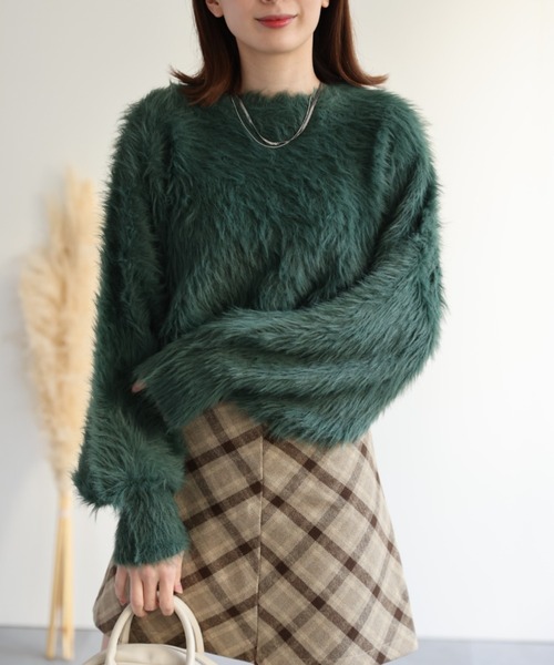 LAC-VERT（ラック・ヴェール）の「長毛フェザーヤーンニット（ニット/セーター・レディース・ライトピンク/ローズ/ダークグリーン/アイボリー/ダークグレー/ダークブルー・FREE）」の4枚目の写真