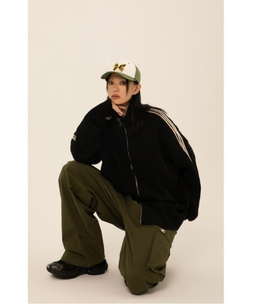 mushwear（マッシュウェア）の「ラインデザインニットトラック 