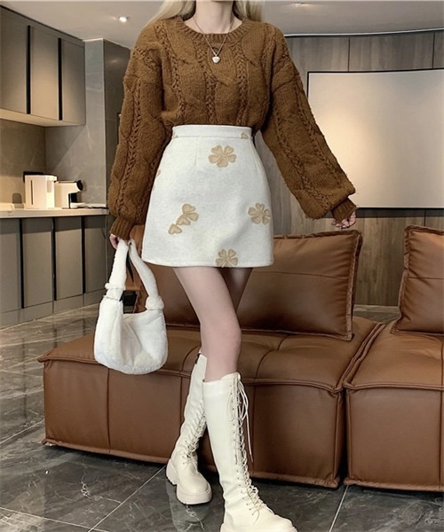 Dream garden(ドリームガーデン)の「花刺繍ミニスカート(スカート・レディース・ベージュ/ブラック・M/L/XL/S)」の20枚目の写真