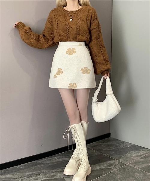 Dream garden(ドリームガーデン)の「花刺繍ミニスカート(スカート・レディース・ベージュ/ブラック・M/L/XL/S)」の18枚目の写真