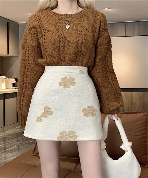 Dream garden(ドリームガーデン)の「花刺繍ミニスカート(スカート・レディース・ベージュ/ブラック・M/L/XL/S)」の22枚目の写真