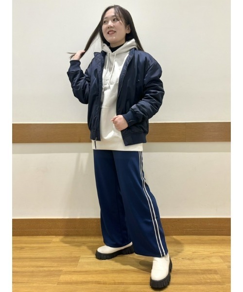 GAP（ギャップ）の「サイドライン シーム トラックパンツ (キッズ)（その他パンツ・キッズ・レッド/ブルー・M/L/XS/XL/XXL/S）」の9枚目の写真