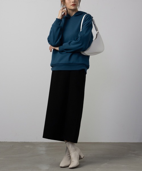 NAVY(ネイビー)の「NAVY ふわもちパーカー(パーカー・レディース・ブラック/グレイッシュベージュ/グリーン系その他・M/L/XL/S)」の7枚目の写真