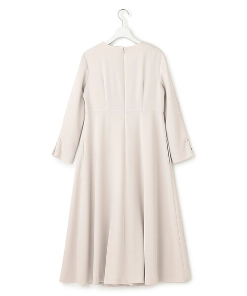 23区(ニジュウサンク)の「【VERYコラボ 】トリアセダブルジョーゼット ワンピース(ワンピース・レディース・ベージュ系/ネイビー系・40/38/36)」の12枚目の写真